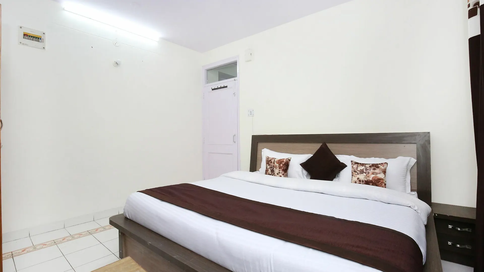 Oyo Home 10870 3Bhk Near Museum Chaura Maidaan Shimla